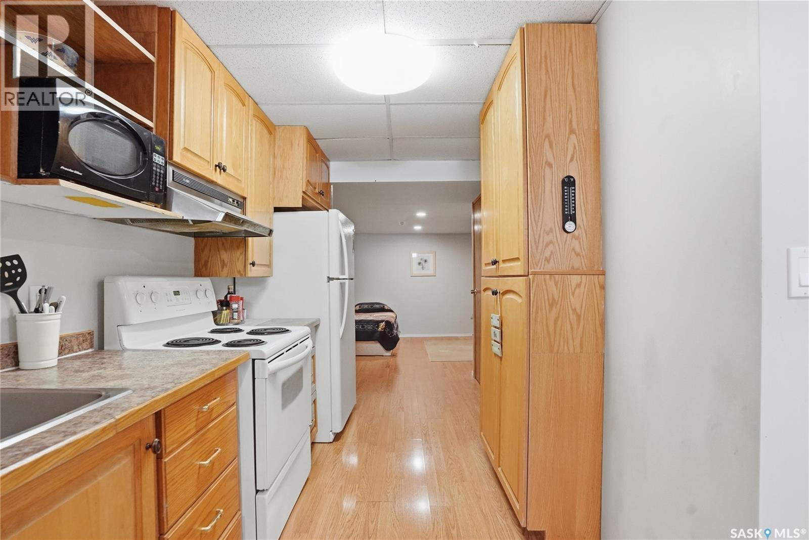 647 Whiteswan Drive, Saskatoon, Saskatchewan  S7K 8A2 - Photo 32 - SK032593