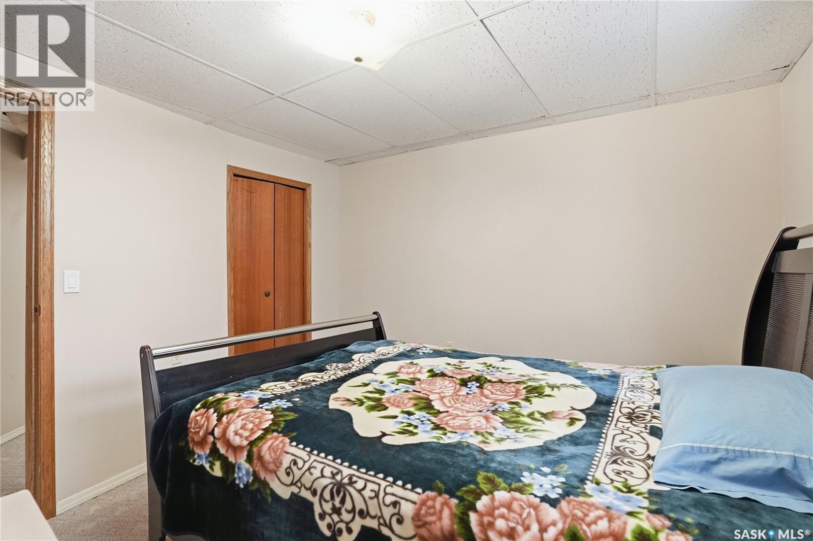 647 Whiteswan Drive, Saskatoon, Saskatchewan  S7K 8A2 - Photo 36 - SK032593