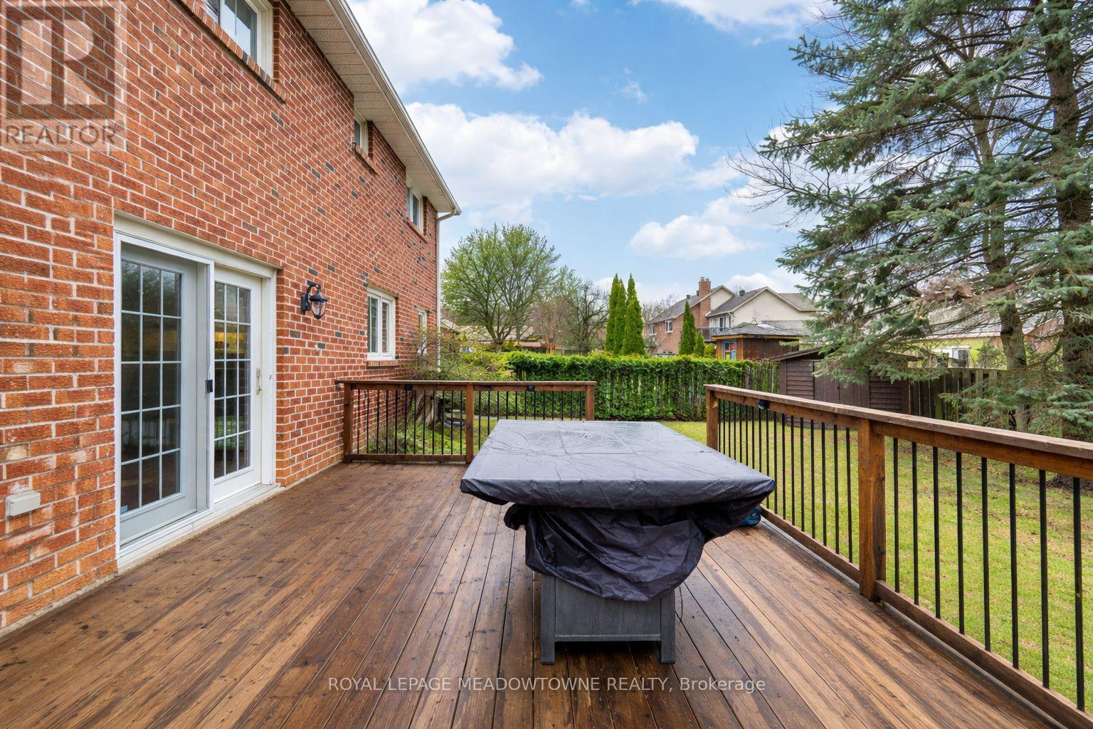 8 Wadsworth Circle, Brampton, Ontario  L6Z 1W7 - Photo 48 - W12977592