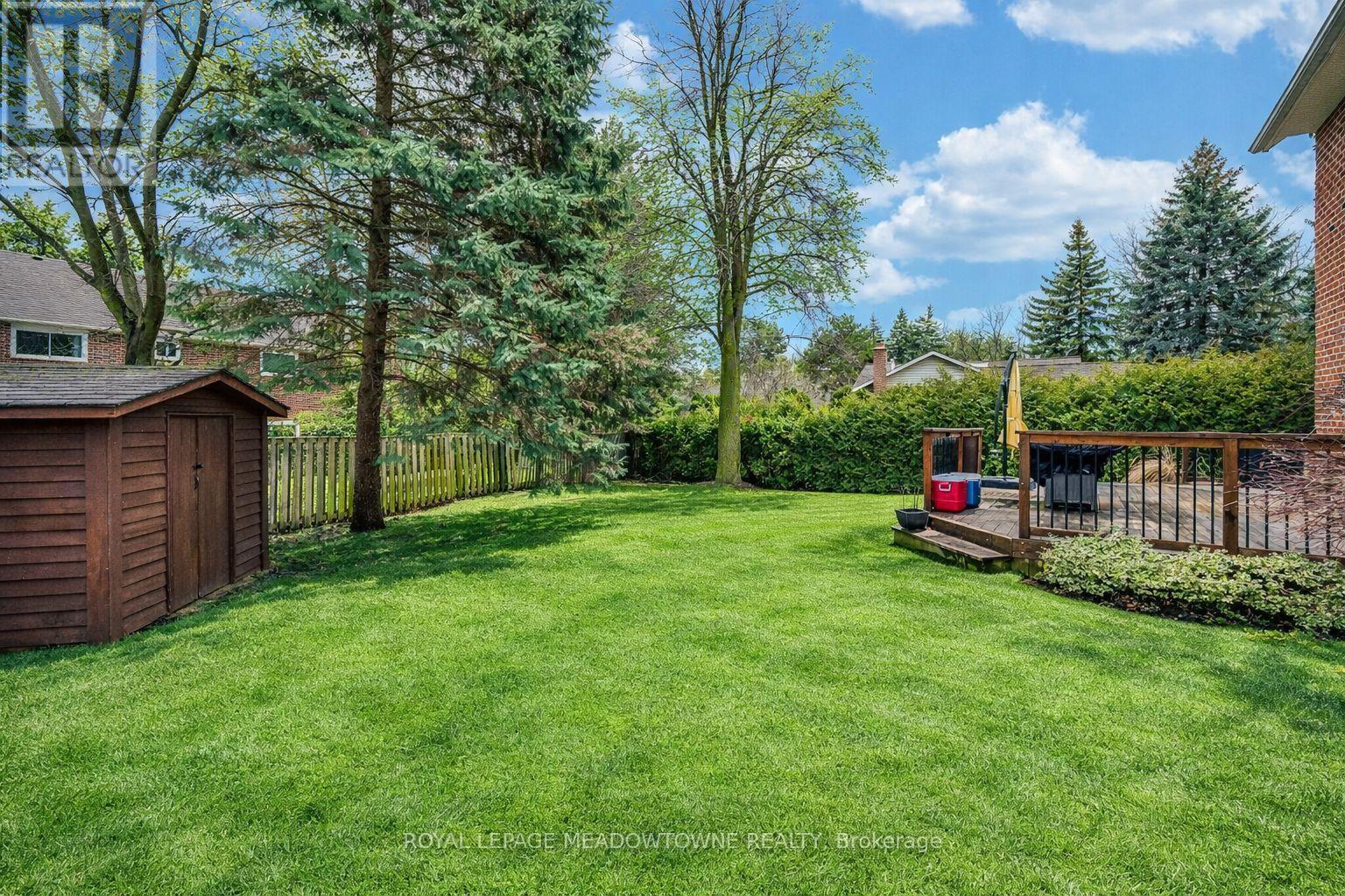 8 Wadsworth Circle, Brampton, Ontario  L6Z 1W7 - Photo 49 - W12977592