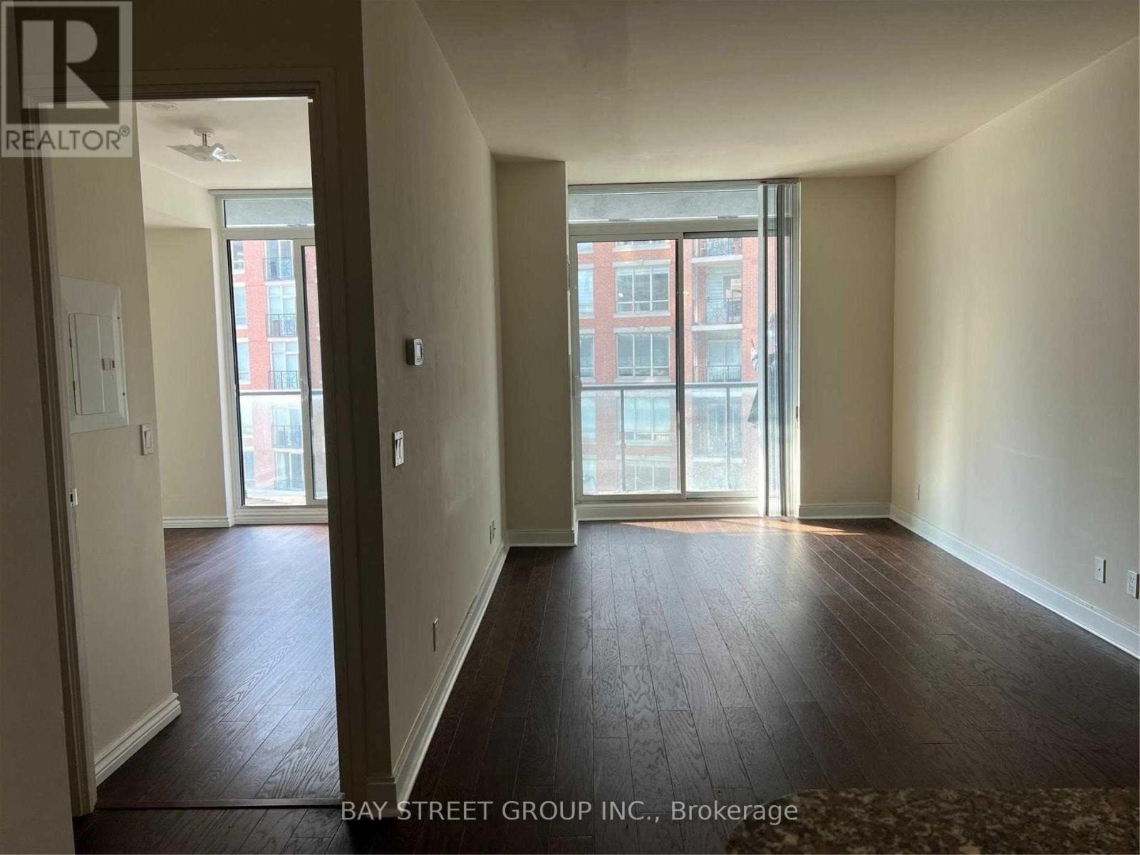 617 - 825 Church Street, Toronto, Ontario  M4W 3Z4 - Photo 5 - C12990112