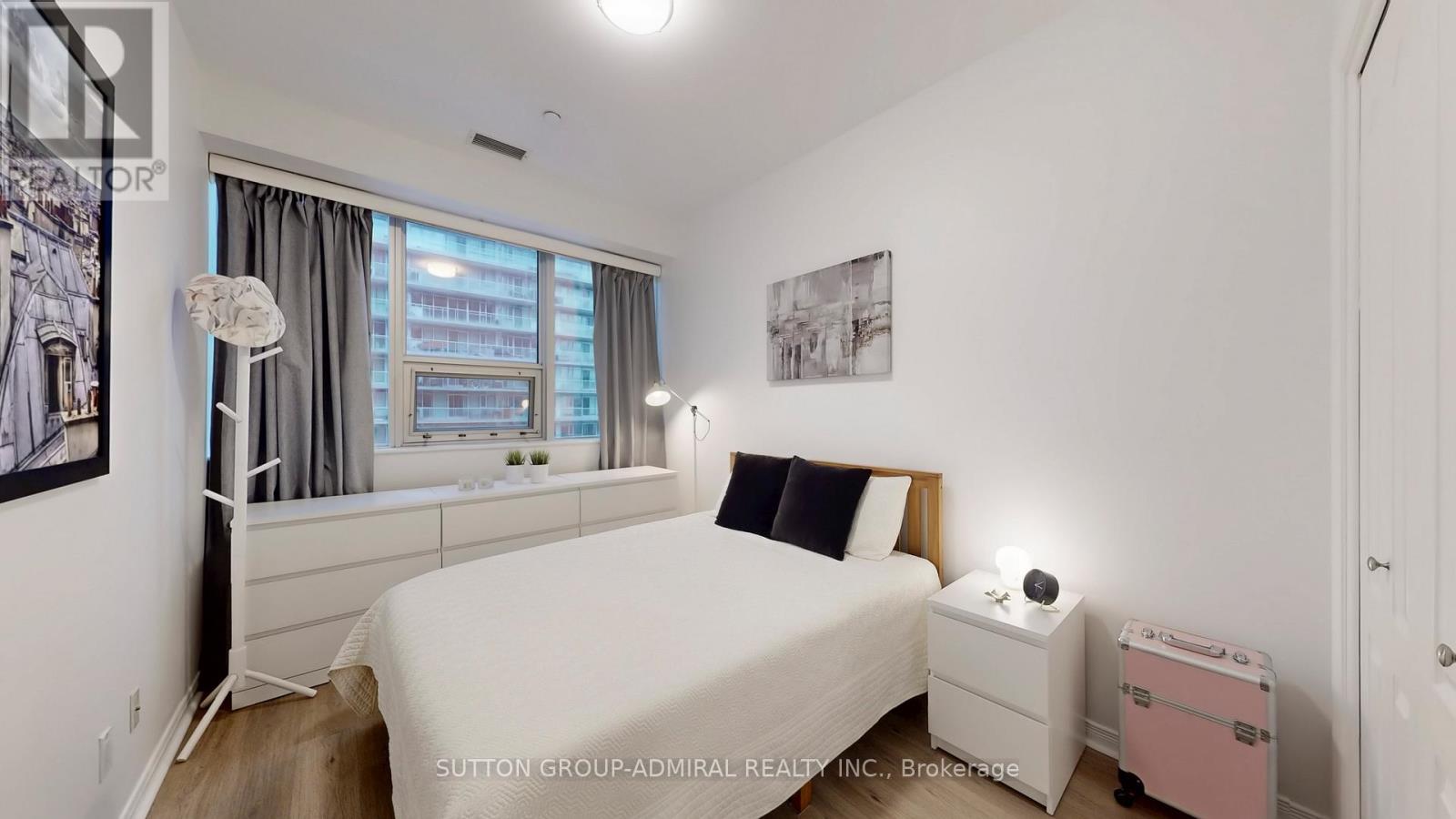 703 - 393 King Street W, Toronto (Waterfront Communities), Ontario  M5V 3G8 - Photo 19 - C12990114