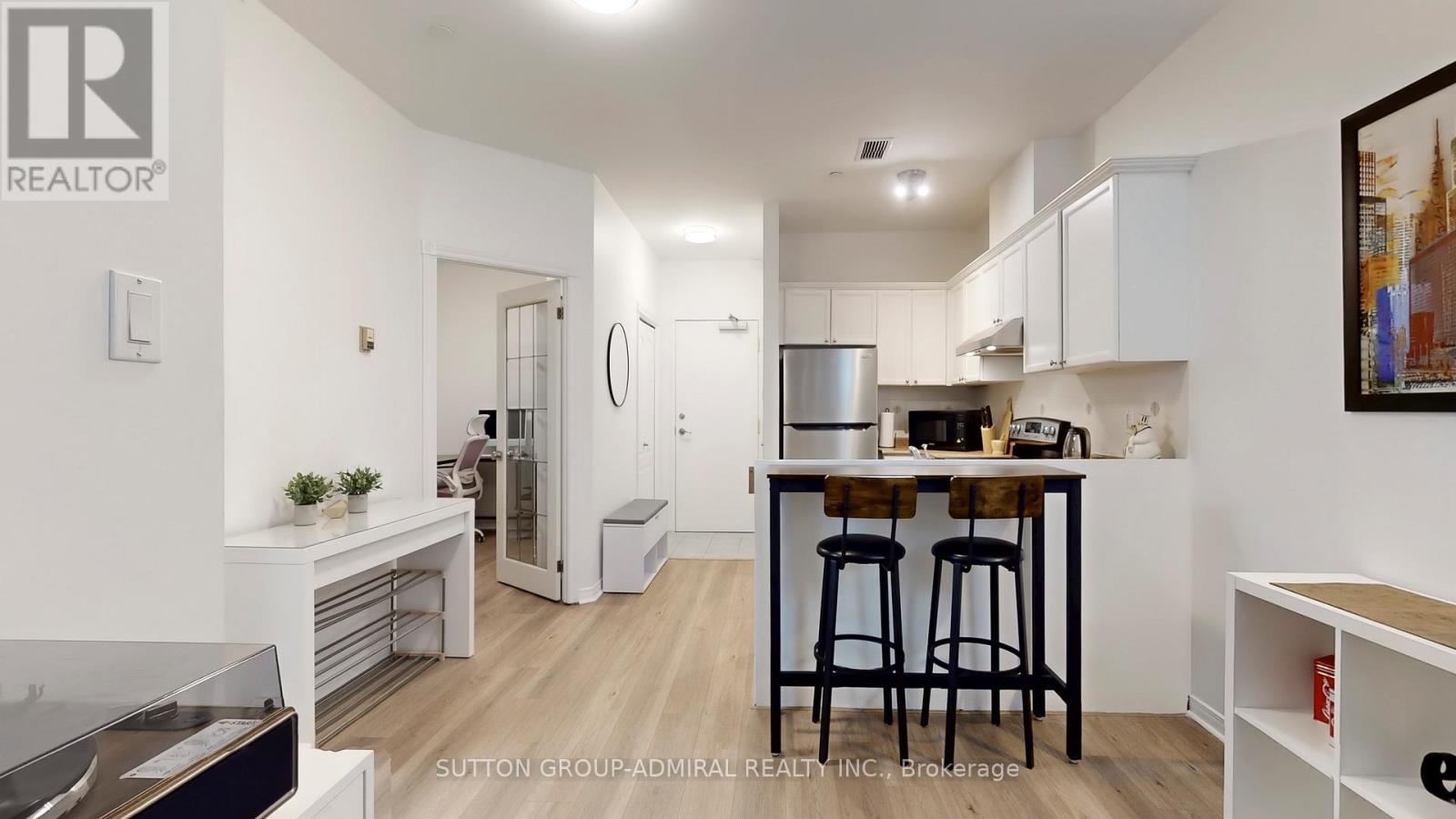 703 - 393 King Street W, Toronto (Waterfront Communities), Ontario  M5V 3G8 - Photo 8 - C12990114