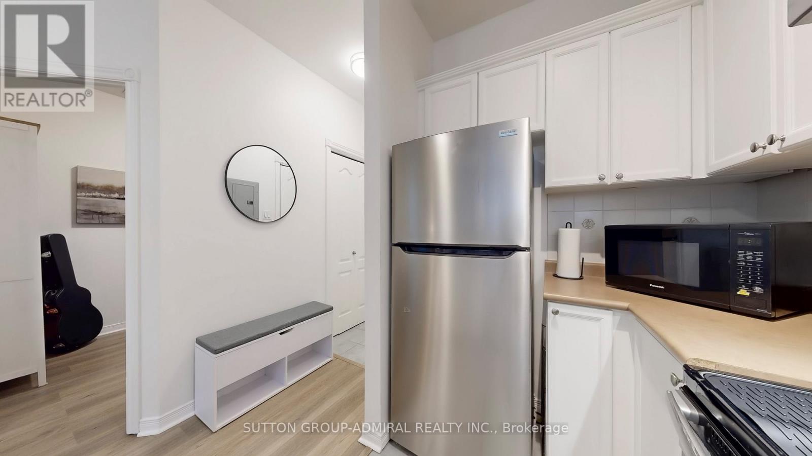 703 - 393 King Street W, Toronto (Waterfront Communities), Ontario  M5V 3G8 - Photo 9 - C12990114