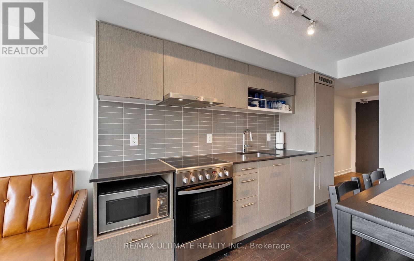 1801 - 365 Church Street, Toronto, Ontario  M5B 1H6 - Photo 14 - C12990162