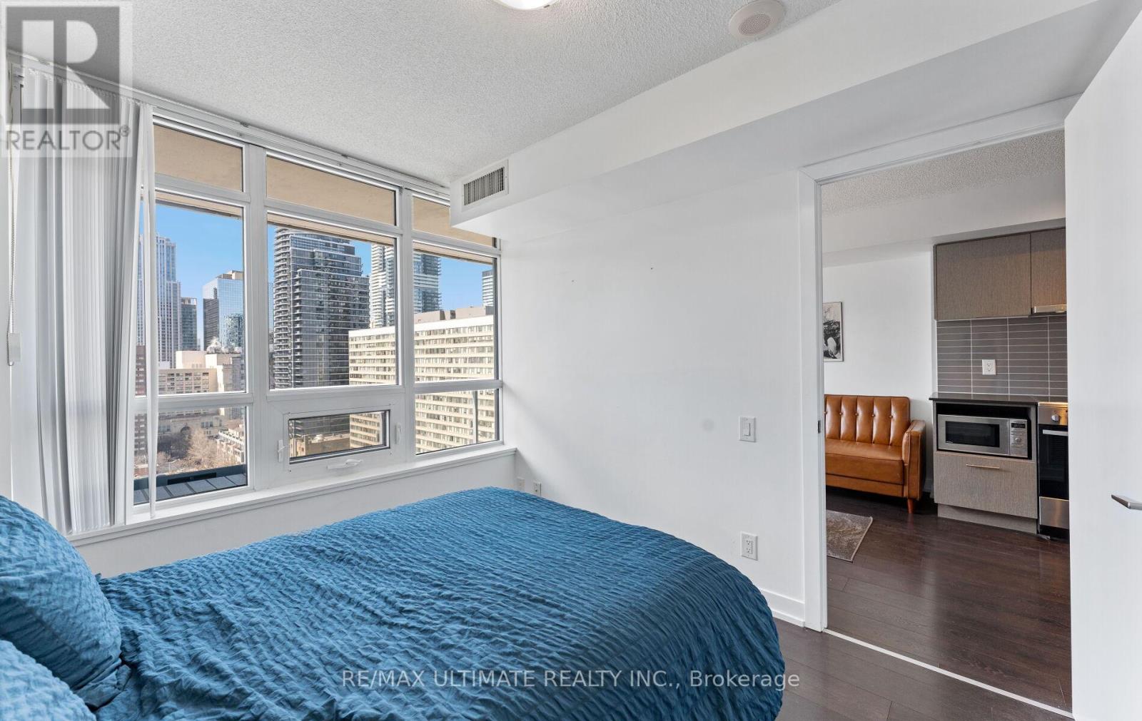 1801 - 365 Church Street, Toronto, Ontario  M5B 1H6 - Photo 21 - C12990162