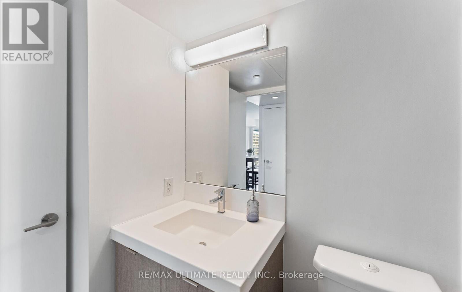 1801 - 365 Church Street, Toronto, Ontario  M5B 1H6 - Photo 24 - C12990162