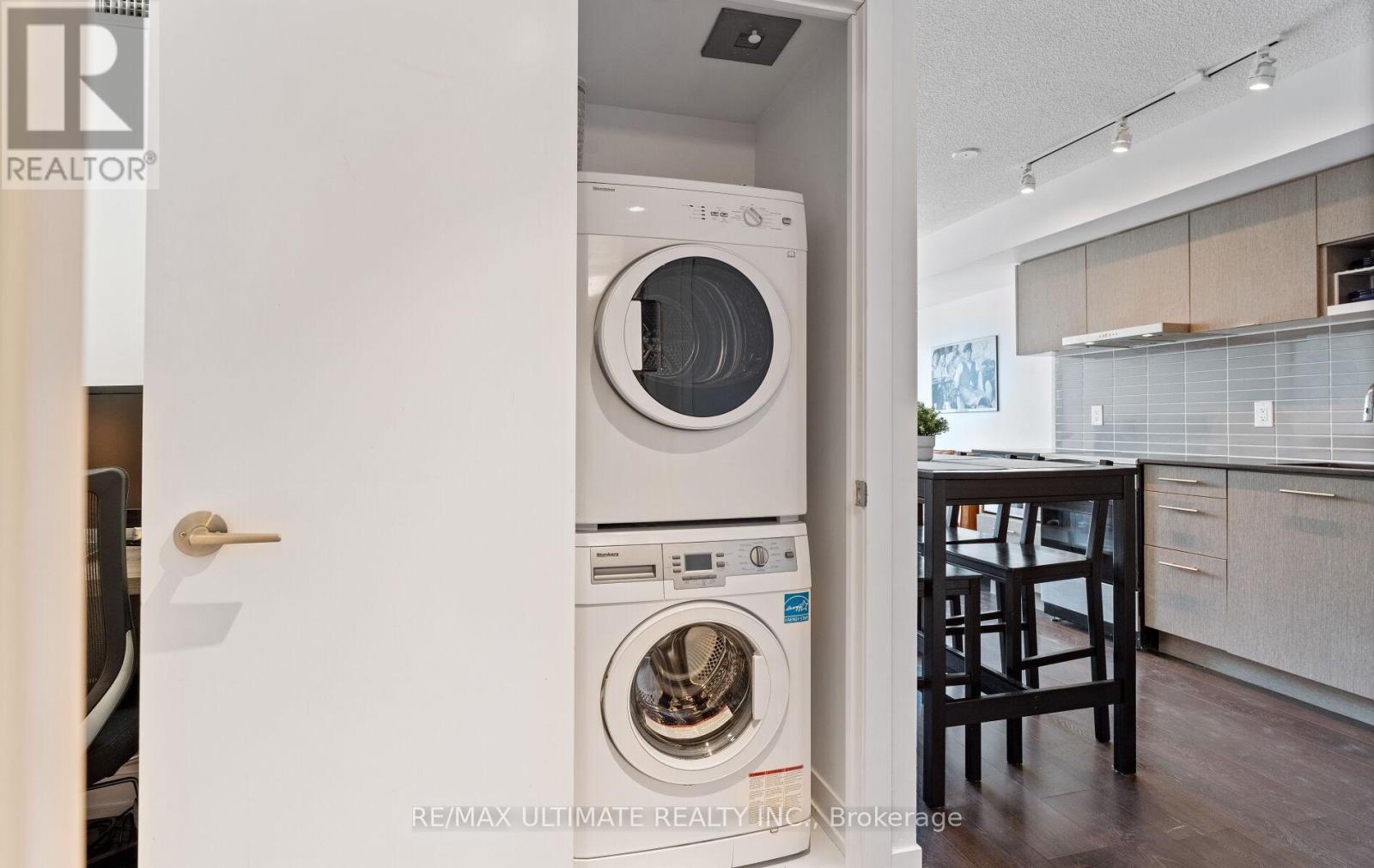 1801 - 365 Church Street, Toronto, Ontario  M5B 1H6 - Photo 26 - C12990162