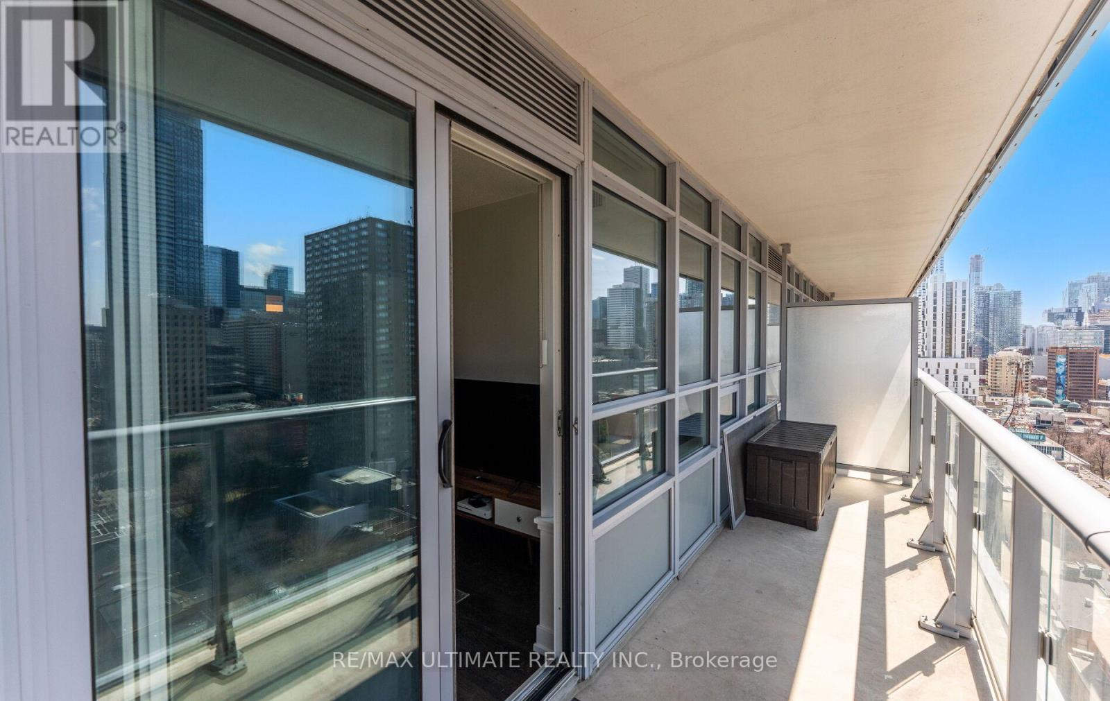 1801 - 365 Church Street, Toronto, Ontario  M5B 1H6 - Photo 29 - C12990162