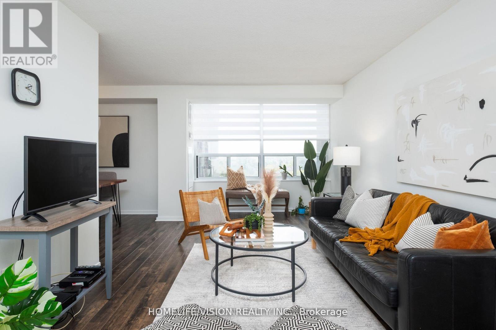 1604 - 10 Muirhead Road, Toronto (Pleasant View), Ontario  M2J 4P9 - Photo 5 - C12990184