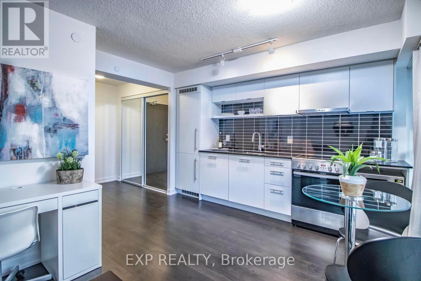 904 - 365 Church Street, Toronto (Church-Yonge Corridor), Ontario  M5B 1Z9 - Photo 16 - C12990196