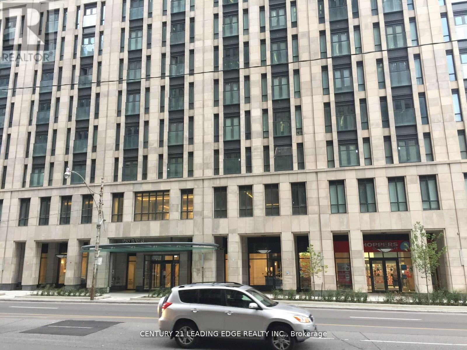 2209 - 955 Bay Street, Toronto (Bay Street Corridor), Ontario  M5S 2A2 - Photo 2 - C12990254
