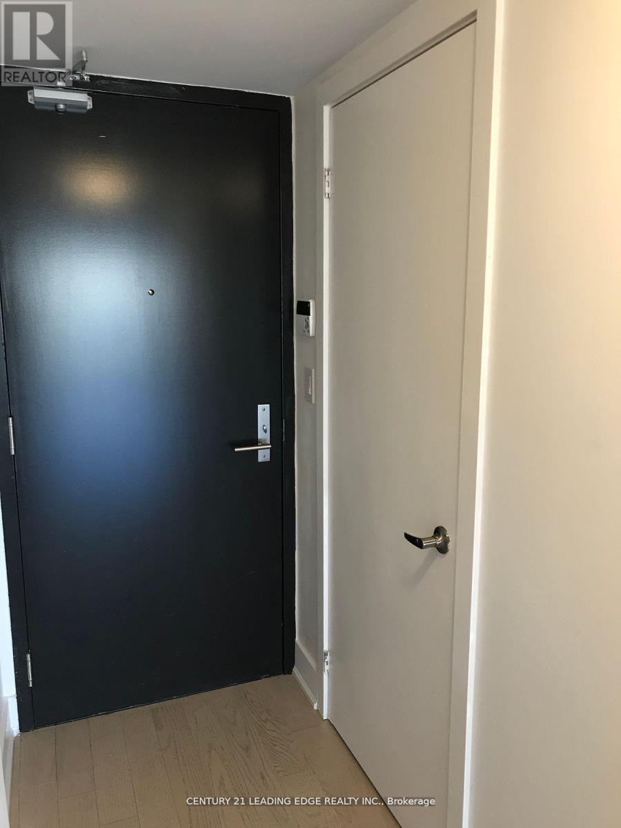 2209 - 955 Bay Street, Toronto (Bay Street Corridor), Ontario  M5S 2A2 - Photo 7 - C12990254