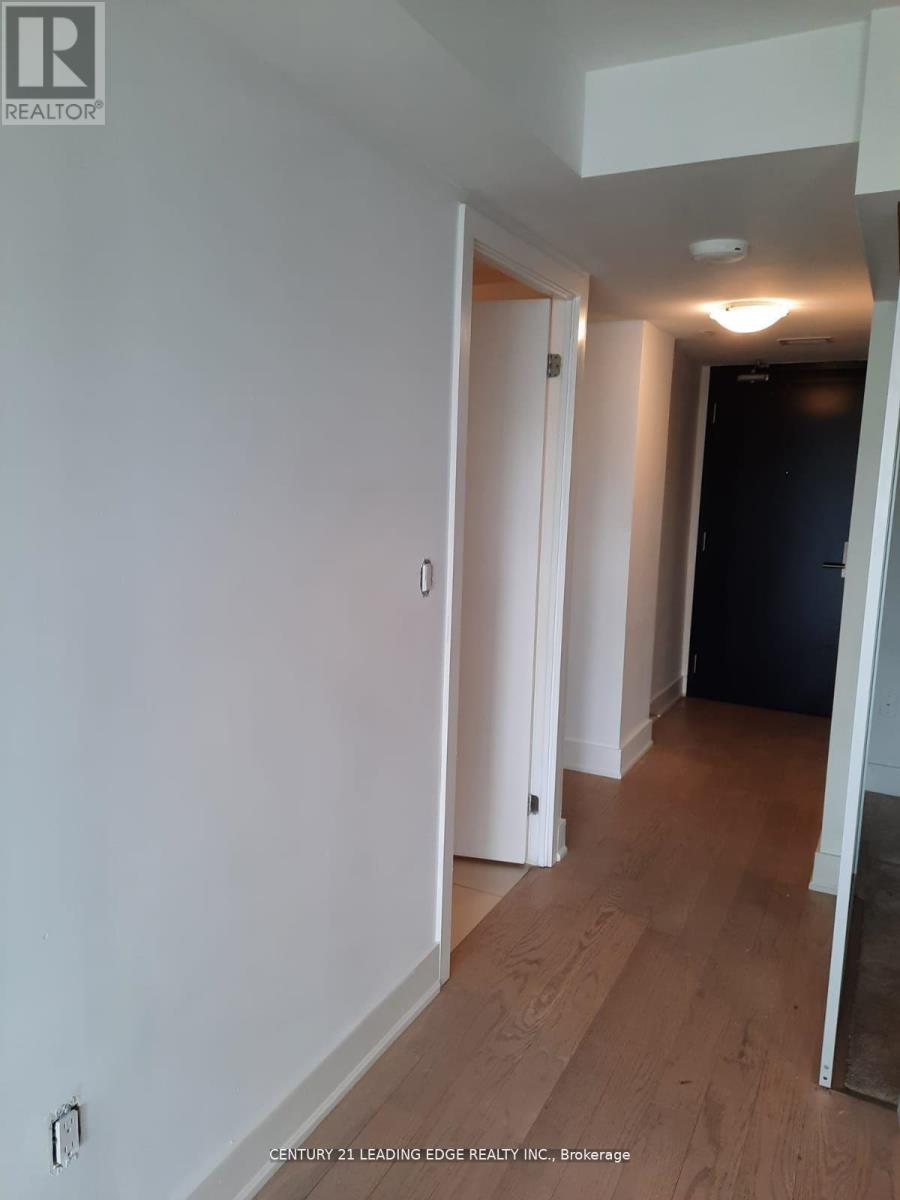 2209 - 955 Bay Street, Toronto (Bay Street Corridor), Ontario  M5S 2A2 - Photo 8 - C12990254