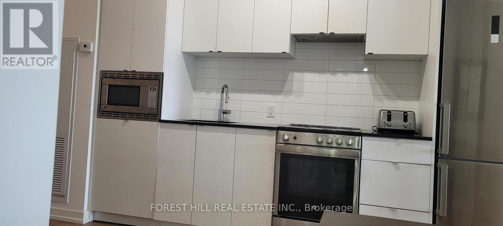 704 - 49 East Liberty Street, Toronto (Niagara), Ontario  M6K 0B2 - Photo 2 - C12990370