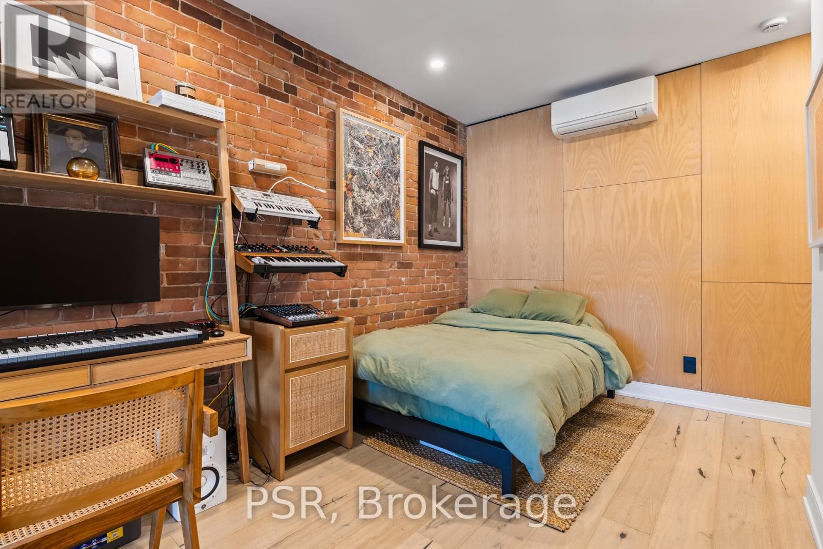 53 Palmerston Avenue, Toronto, Ontario  M6J 2J2 - Photo 21 - C12990402