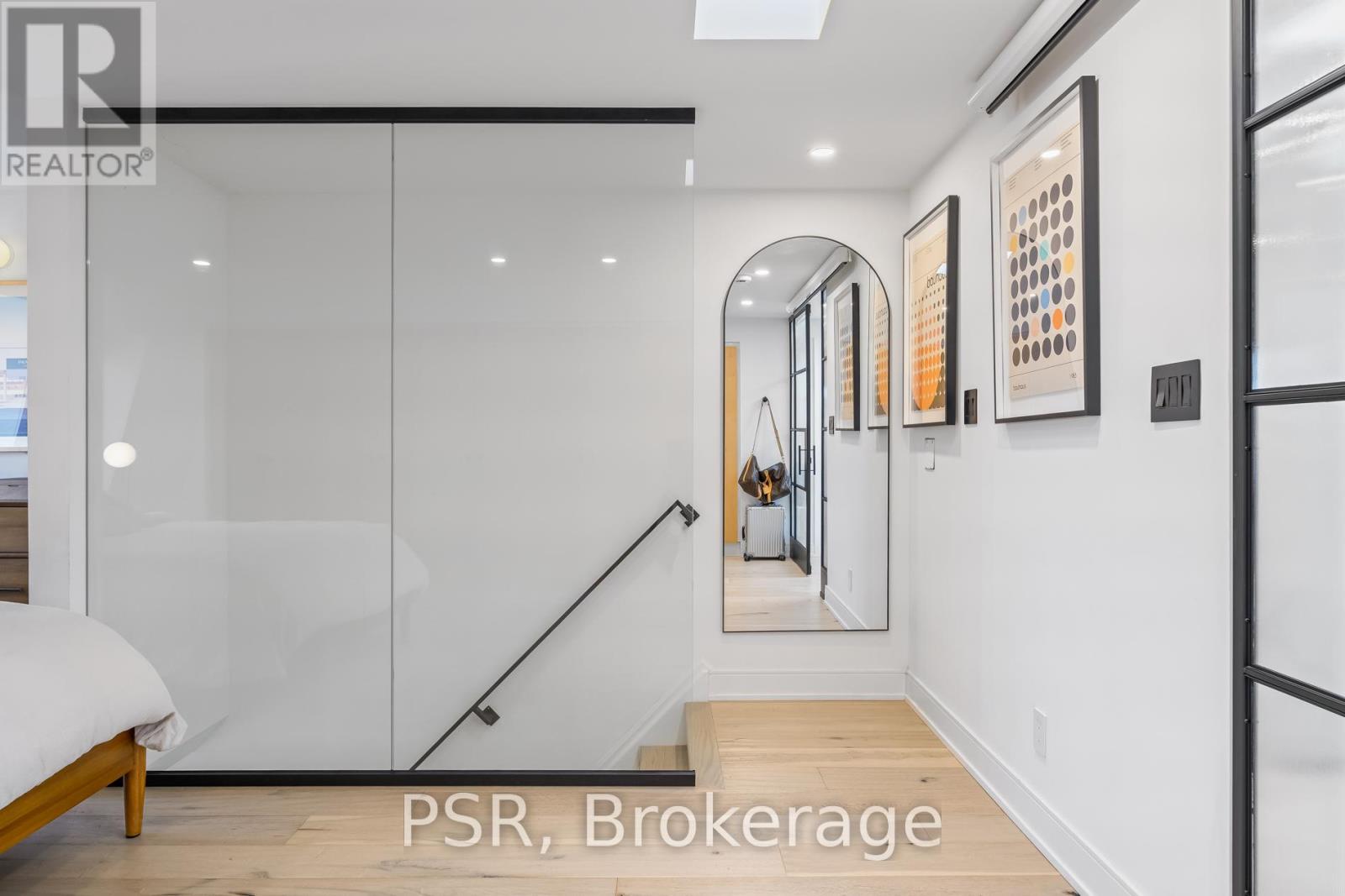 53 Palmerston Avenue, Toronto, Ontario  M6J 2J2 - Photo 30 - C12990402