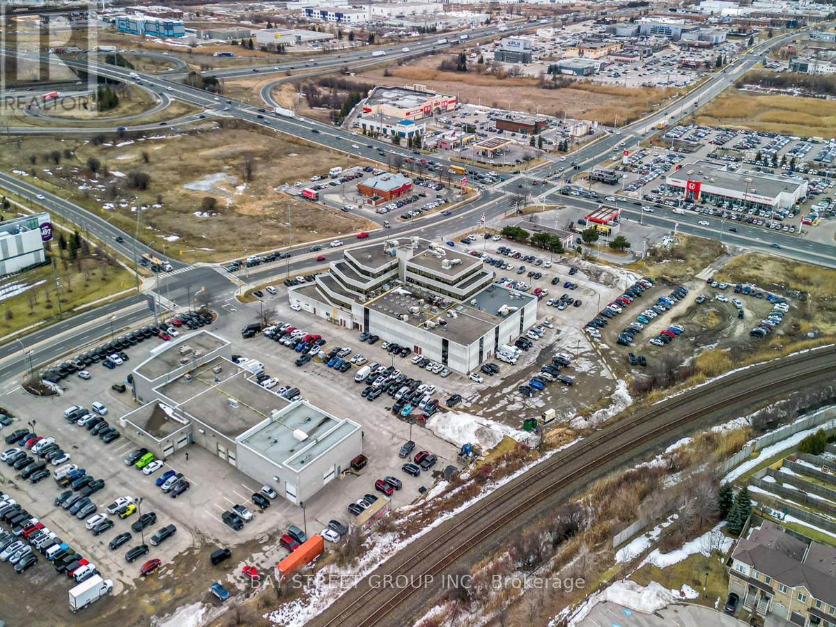 1600 Stellar Drive, Whitby, Ontario L1N 9B2 - Photo 14 - E12990110