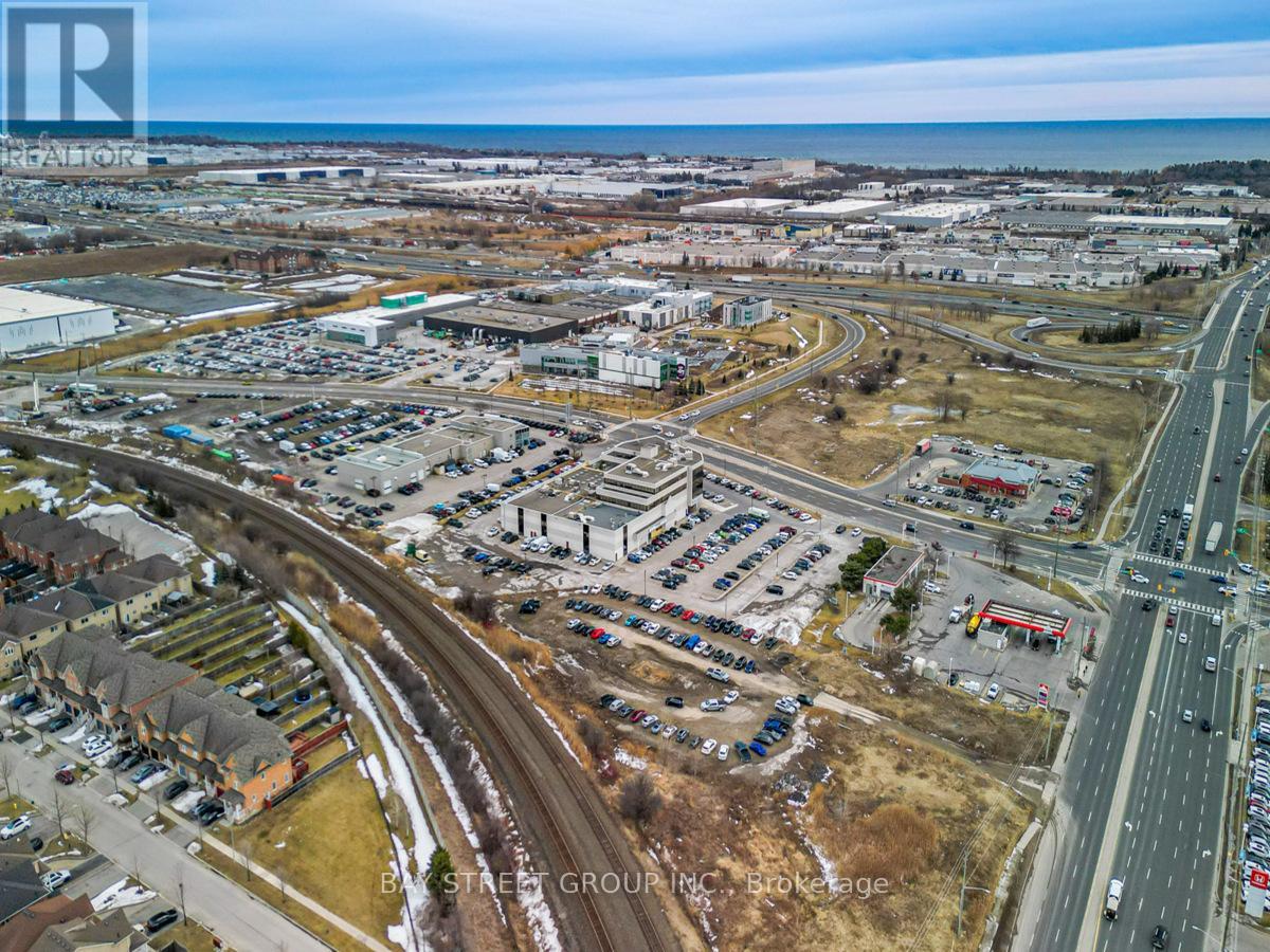 1600 Stellar Drive, Whitby, Ontario L1N 9B2 - Photo 15 - E12990110