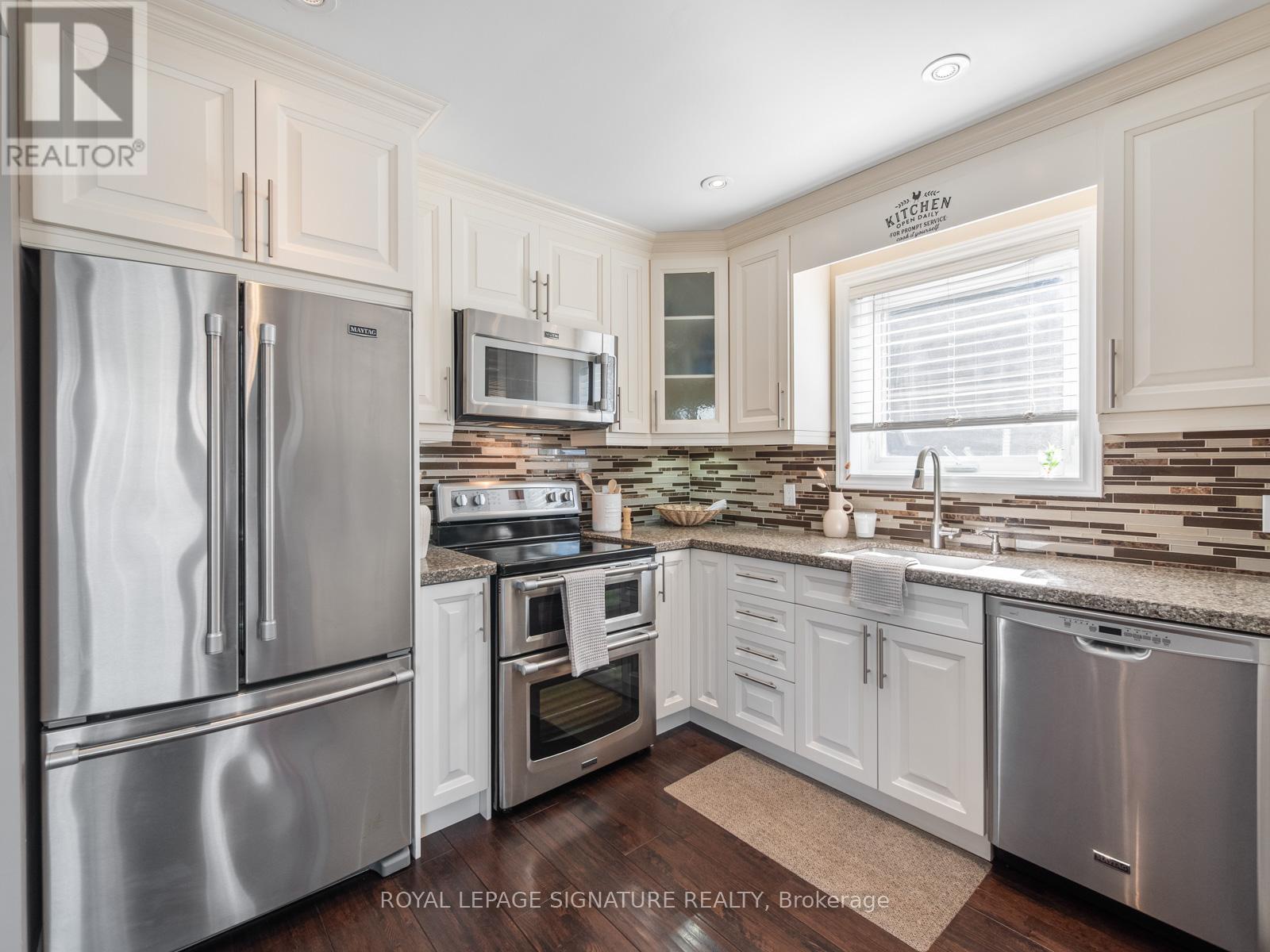 65 Galbraith Avenue, Toronto, Ontario  M4B 2B6 - Photo 10 - E12990164