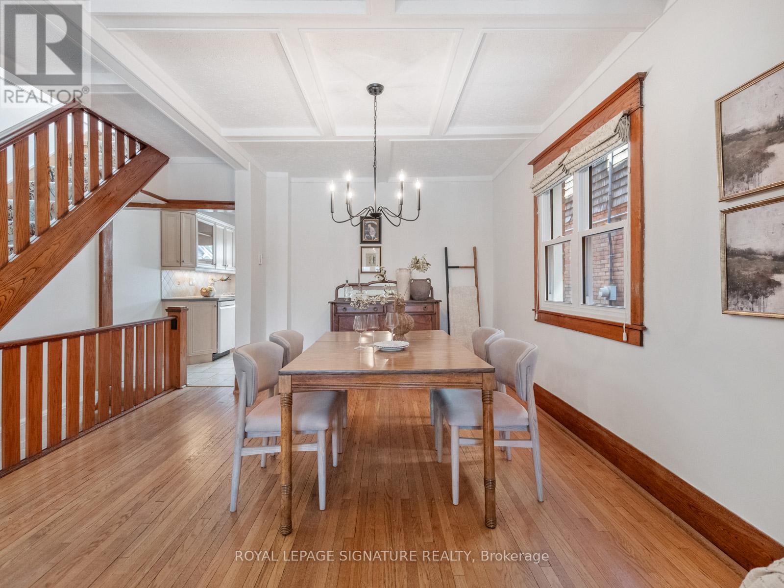 120 Hollywood Crescent, Toronto, Ontario  M4L 2K6 - Photo 10 - E12990190