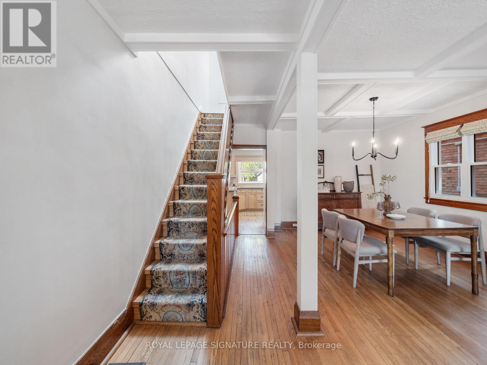 120 Hollywood Crescent, Toronto, Ontario  M4L 2K6 - Photo 20 - E12990190