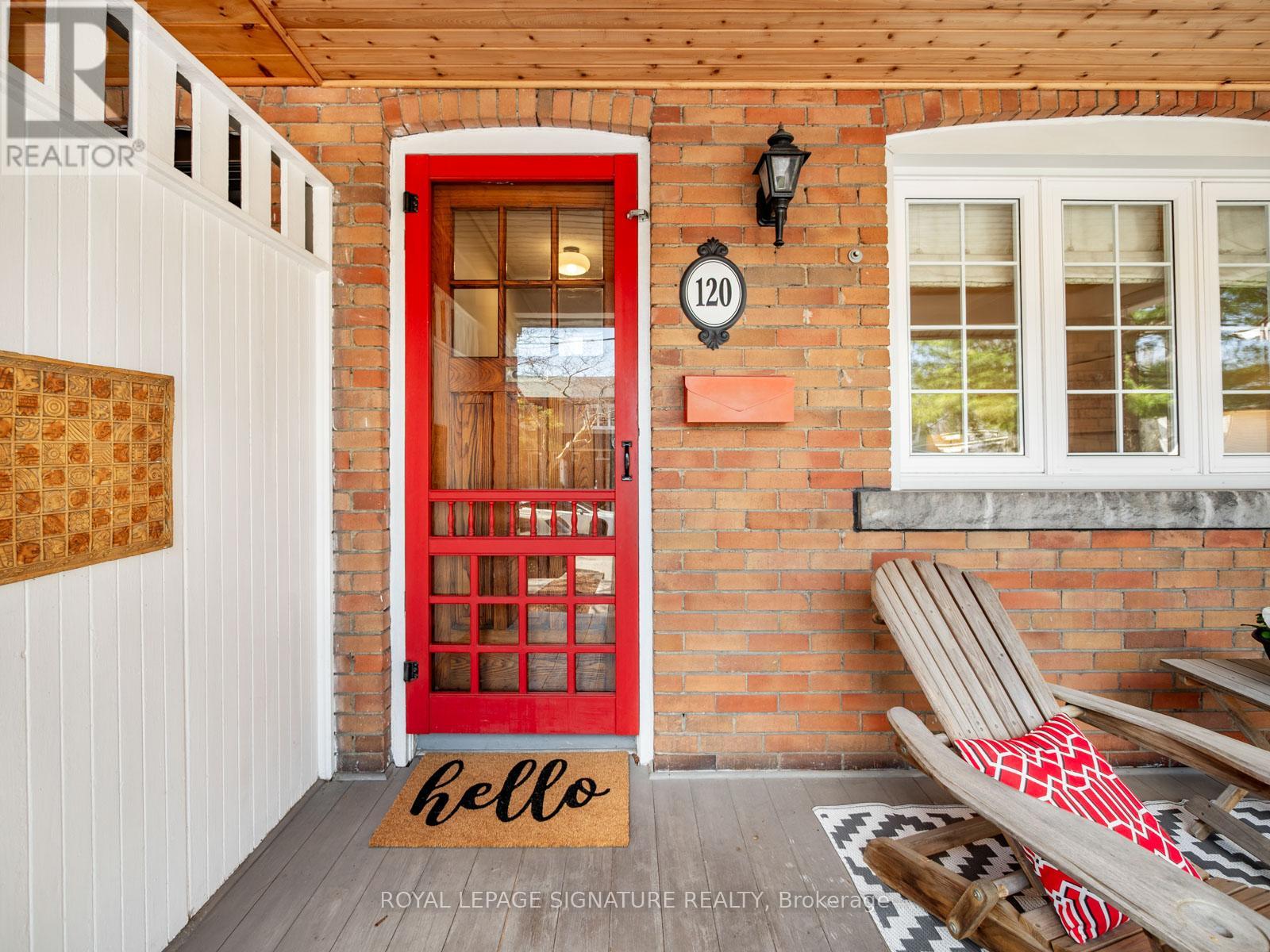 120 Hollywood Crescent, Toronto, Ontario  M4L 2K6 - Photo 3 - E12990190