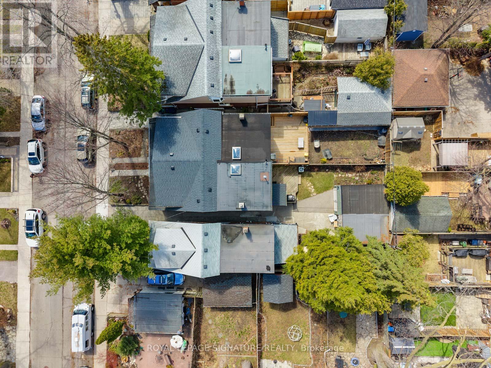 120 Hollywood Crescent, Toronto, Ontario  M4L 2K6 - Photo 44 - E12990190