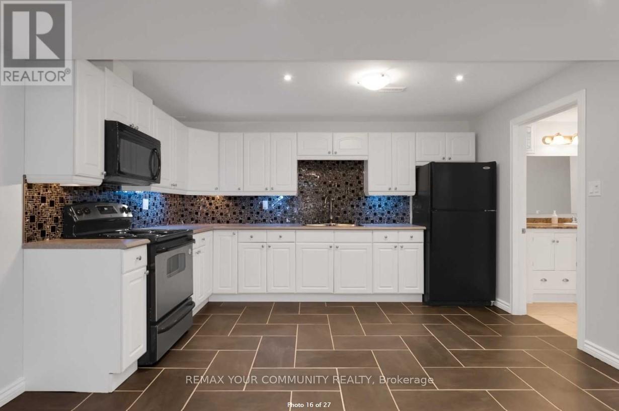 122 Rosehill Boulevard, Oshawa, Ontario  L1J 5G9 - Photo 3 - E12990198