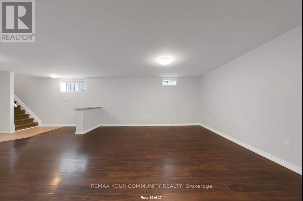 122 Rosehill Boulevard, Oshawa, Ontario  L1J 5G9 - Photo 5 - E12990198