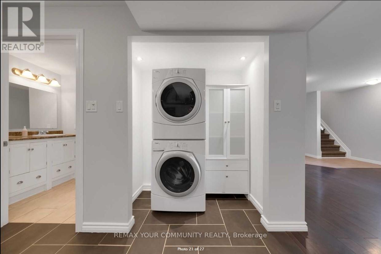 122 Rosehill Boulevard, Oshawa, Ontario  L1J 5G9 - Photo 7 - E12990198