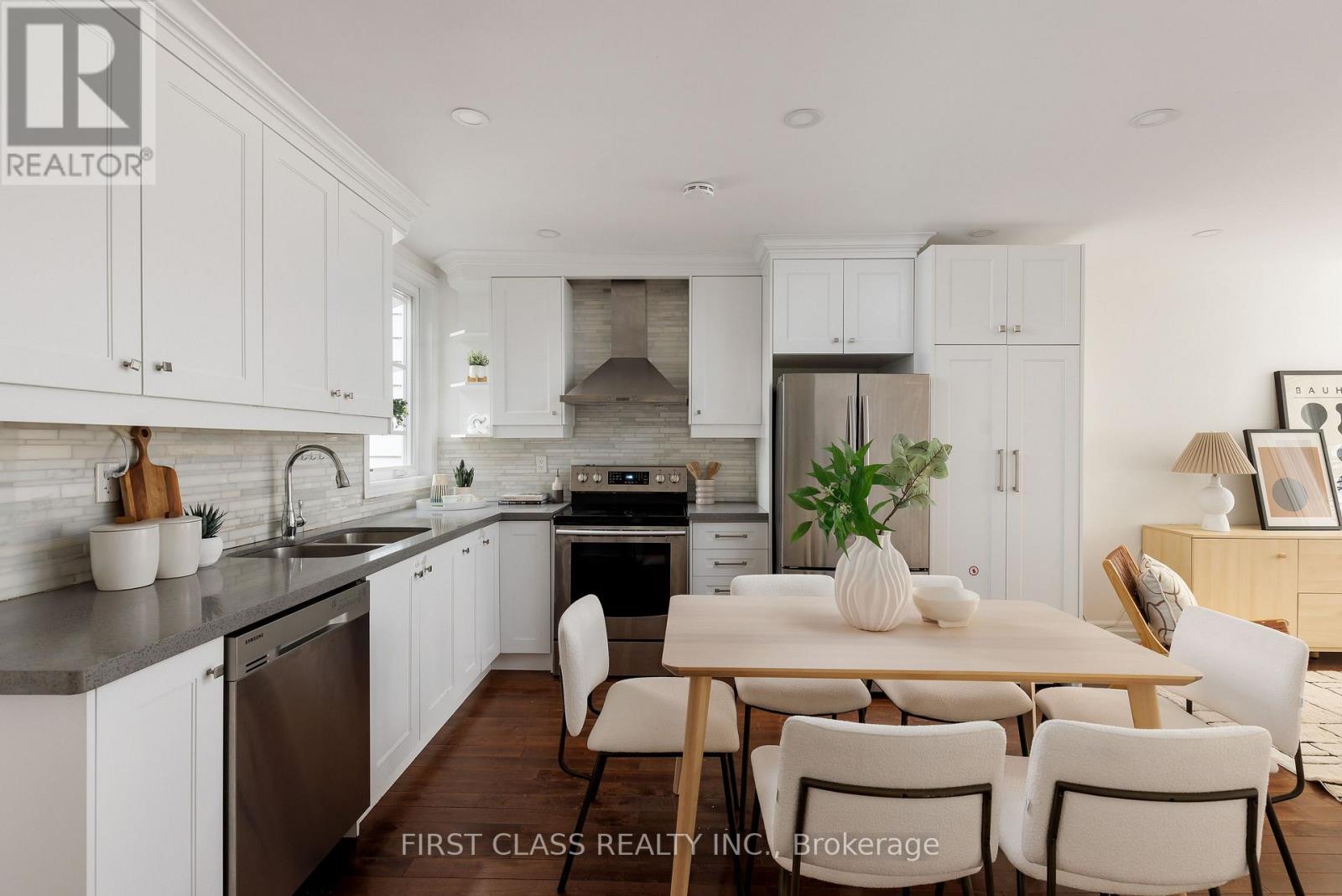 121 Galt Avenue, Toronto (South Riverdale), Ontario  M4M 2Z4 - Photo 11 - E12990270