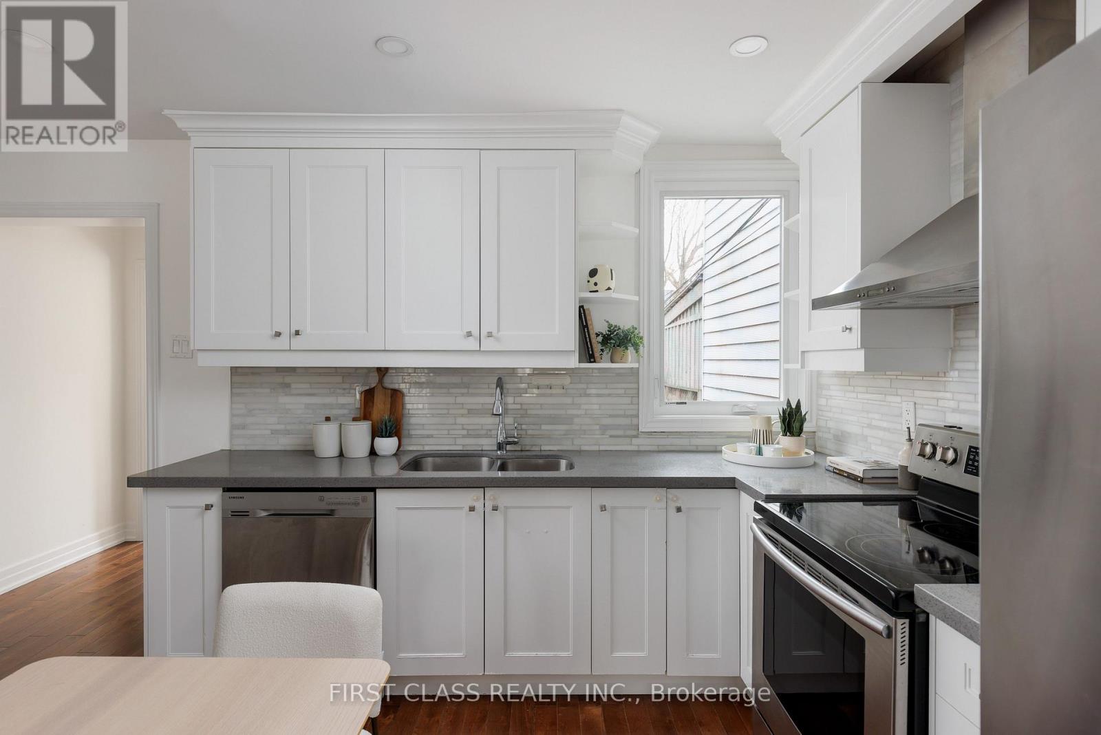 121 Galt Avenue, Toronto (South Riverdale), Ontario  M4M 2Z4 - Photo 14 - E12990270