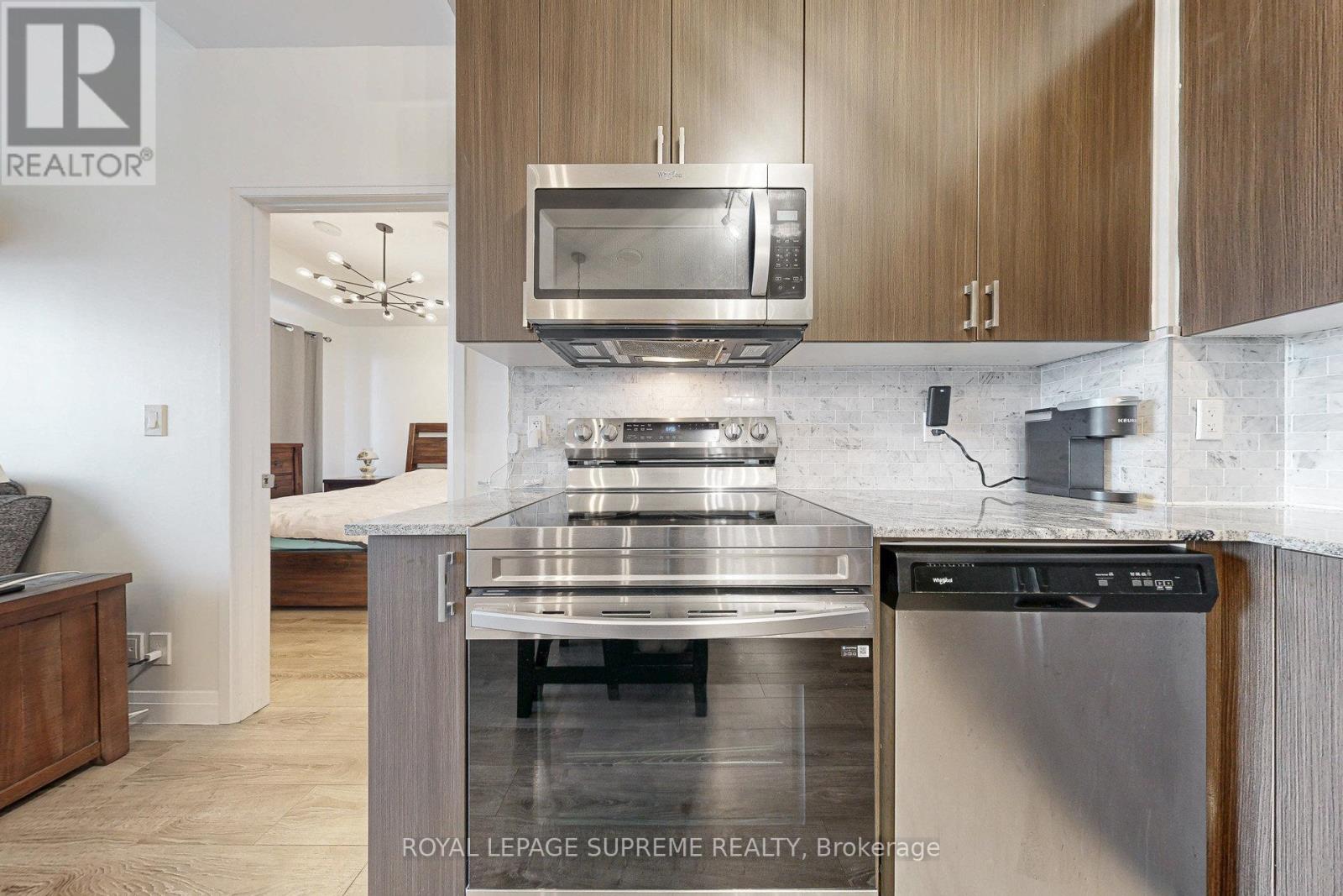 606 - 22 East Haven Drive, Toronto (Birchcliffe-Cliffside), Ontario  M1N 0B4 - Photo 10 - E12990346