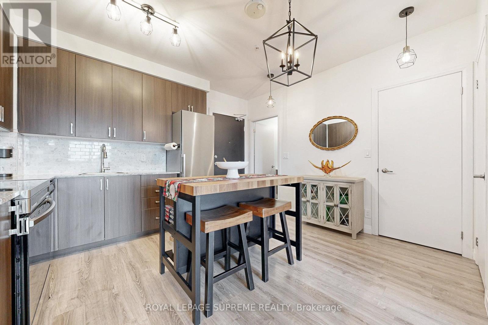 606 - 22 East Haven Drive, Toronto (Birchcliffe-Cliffside), Ontario  M1N 0B4 - Photo 8 - E12990346