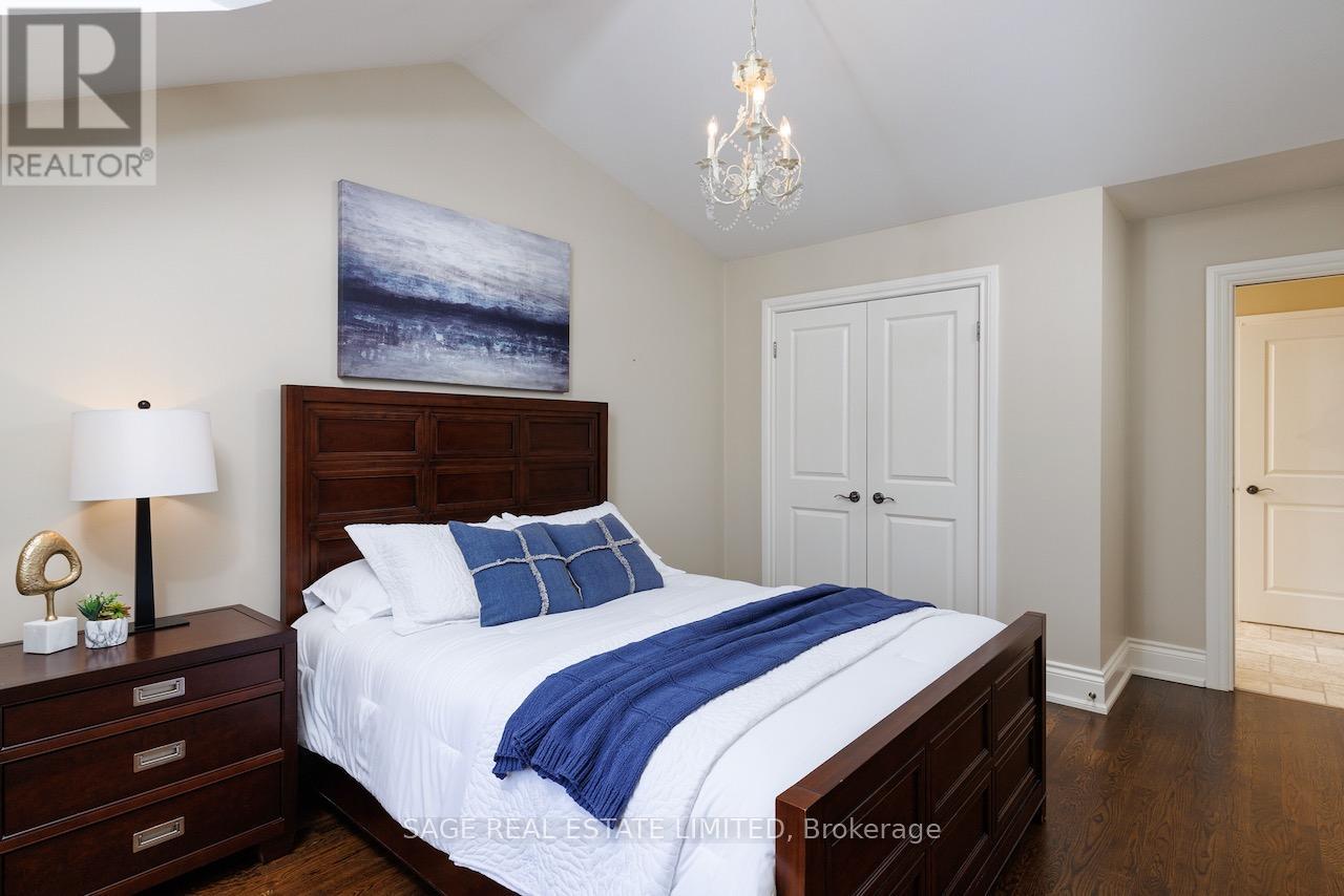 19 Carmichael Avenue, Toronto, Ontario  M5M 2W5 - Photo 39 - C12919920