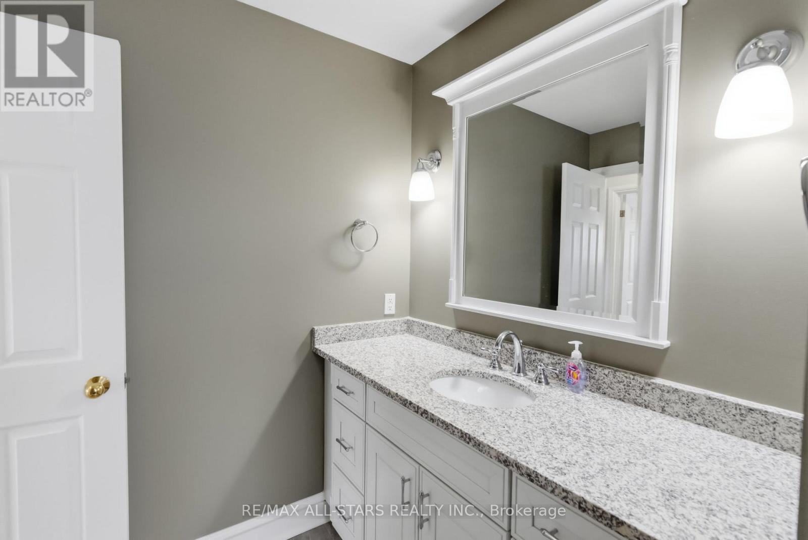 154 Brock Street E, Uxbridge, Ontario  L9P 1K5 - Photo 31 - N12939314