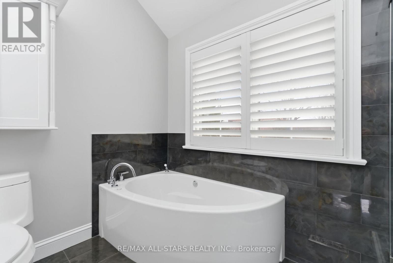 154 Brock Street E, Uxbridge, Ontario  L9P 1K5 - Photo 24 - N12939314