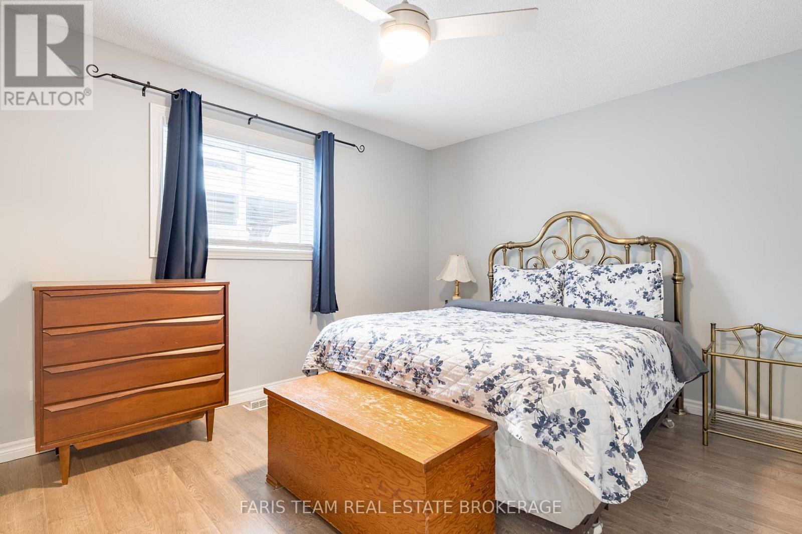 1170 Arnold Street, Innisfil, Ontario  L0L 1W0 - Photo 15 - N12990044