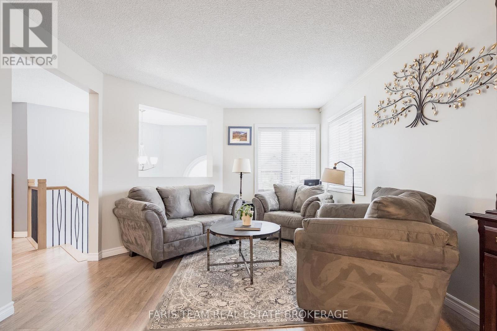 1170 Arnold Street, Innisfil, Ontario  L0L 1W0 - Photo 12 - N12990044