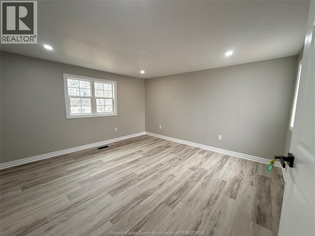 805 Bruce Avenue Unit# 2, Windsor, Ontario N9A 4X6 - Photo 3 - 26007905