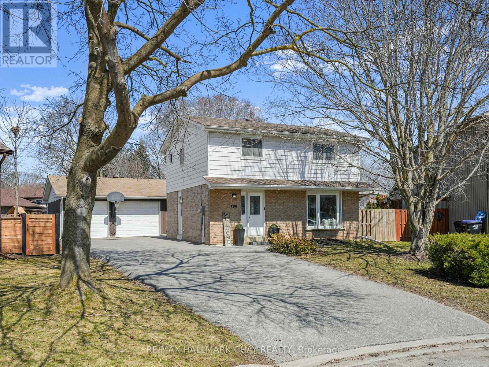 190 Mackenzie Street, New Tecumseth (Alliston), Ontario  L9R 1B8 - Photo 3 - N12990106