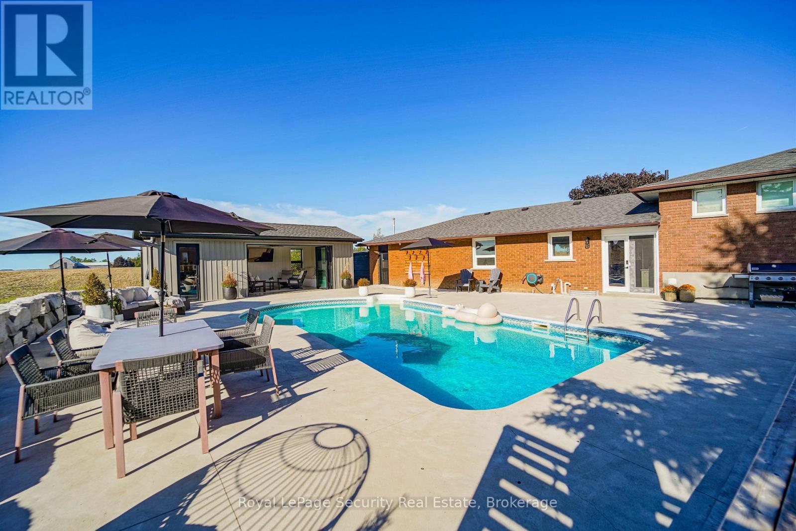 2564 15th Side Road, New Tecumseth, Ontario  L0G 1W0 - Photo 11 - N12990142