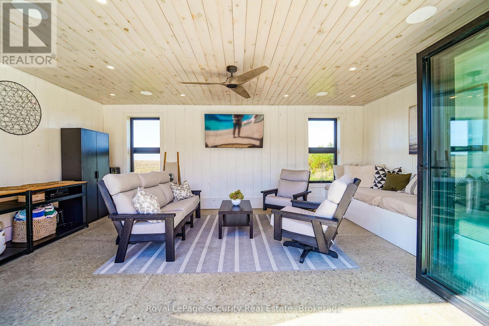 2564 15th Side Road, New Tecumseth, Ontario  L0G 1W0 - Photo 18 - N12990142