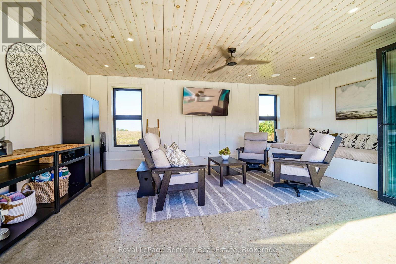 2564 15th Side Road, New Tecumseth, Ontario  L0G 1W0 - Photo 19 - N12990142