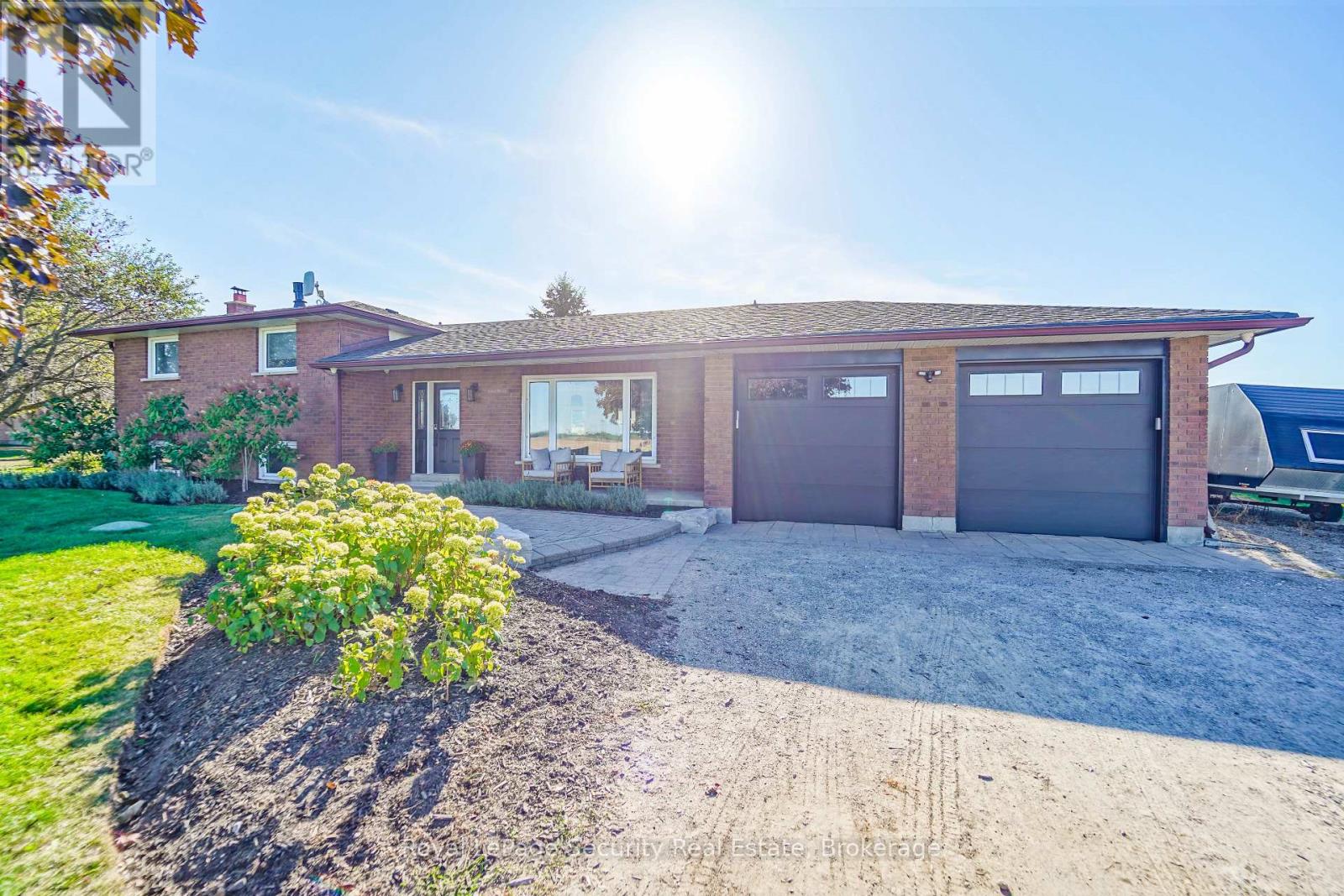 2564 15th Side Road, New Tecumseth, Ontario  L0G 1W0 - Photo 23 - N12990142