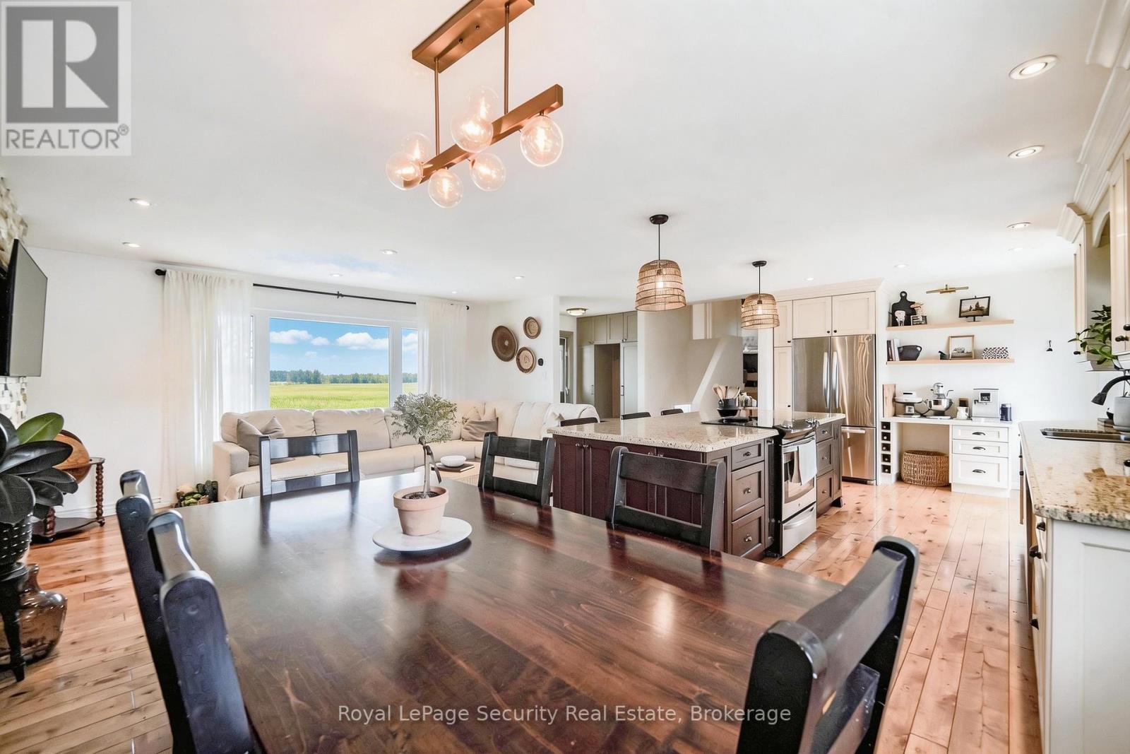 2564 15th Side Road, New Tecumseth, Ontario  L0G 1W0 - Photo 30 - N12990142