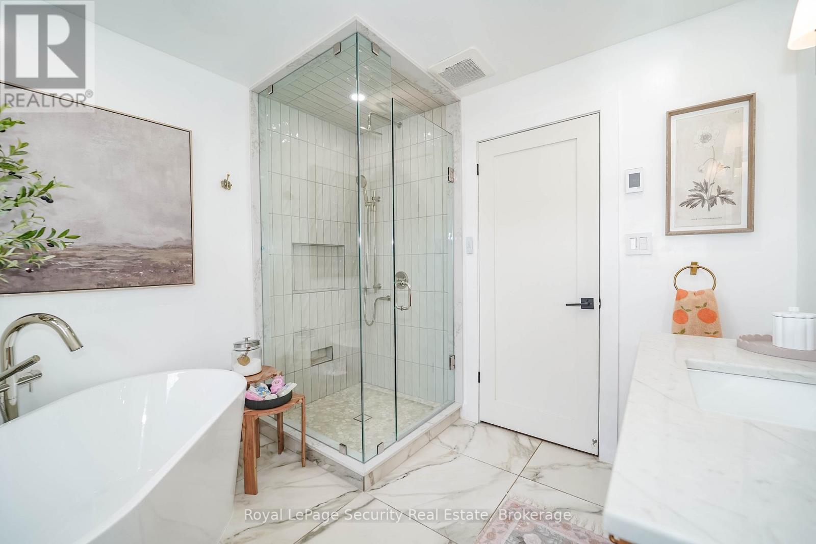 2564 15th Side Road, New Tecumseth, Ontario  L0G 1W0 - Photo 35 - N12990142