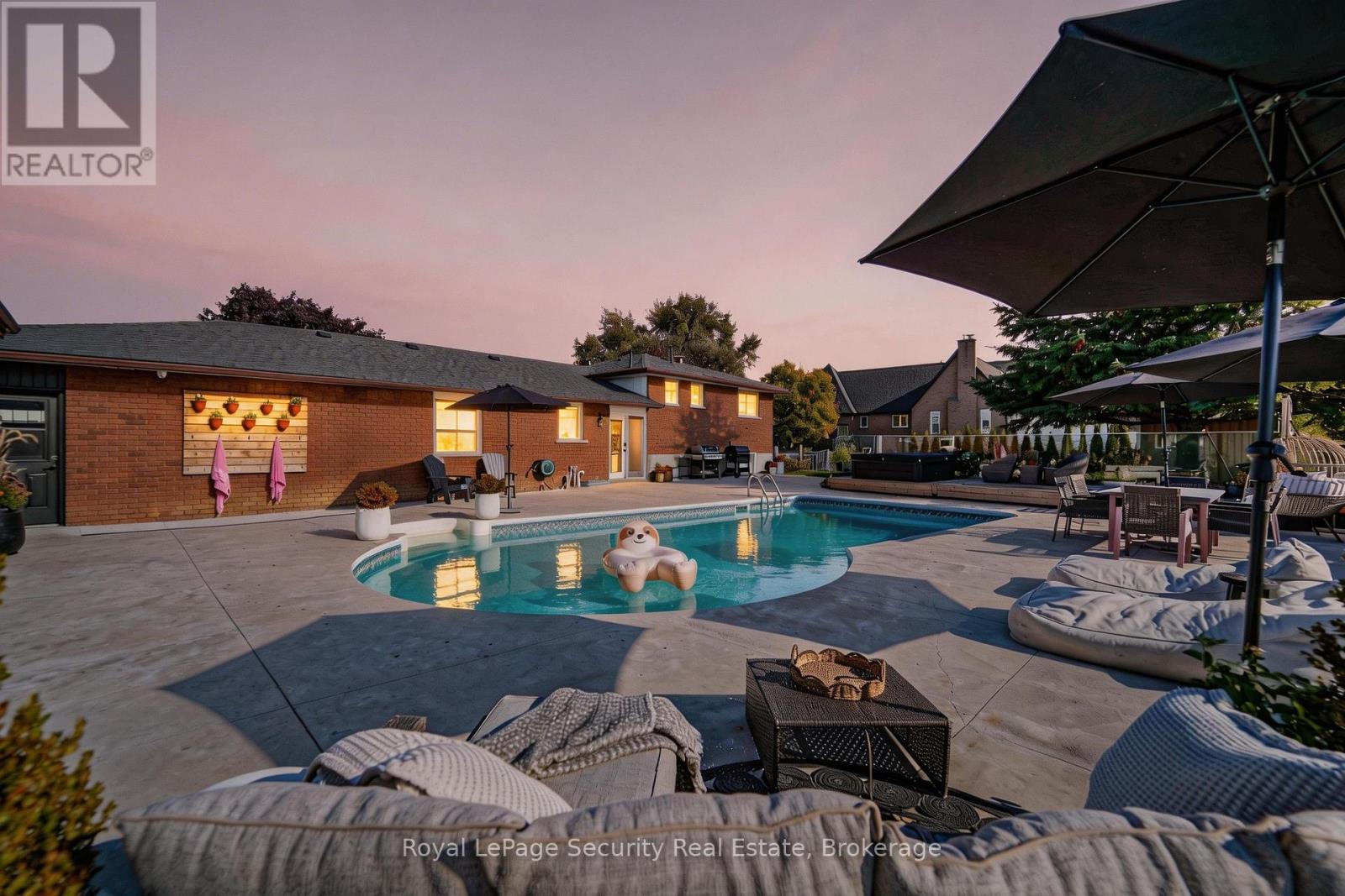 2564 15th Side Road, New Tecumseth, Ontario  L0G 1W0 - Photo 5 - N12990142