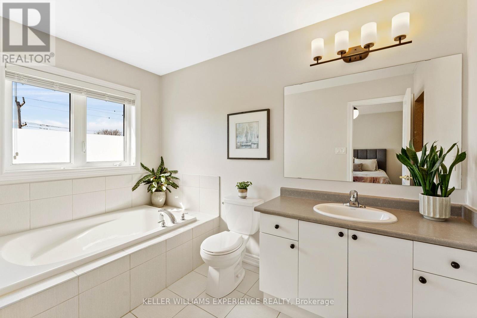 12 Greenwood Drive, Essa, Ontario  L3W 0N5 - Photo 20 - N12990182